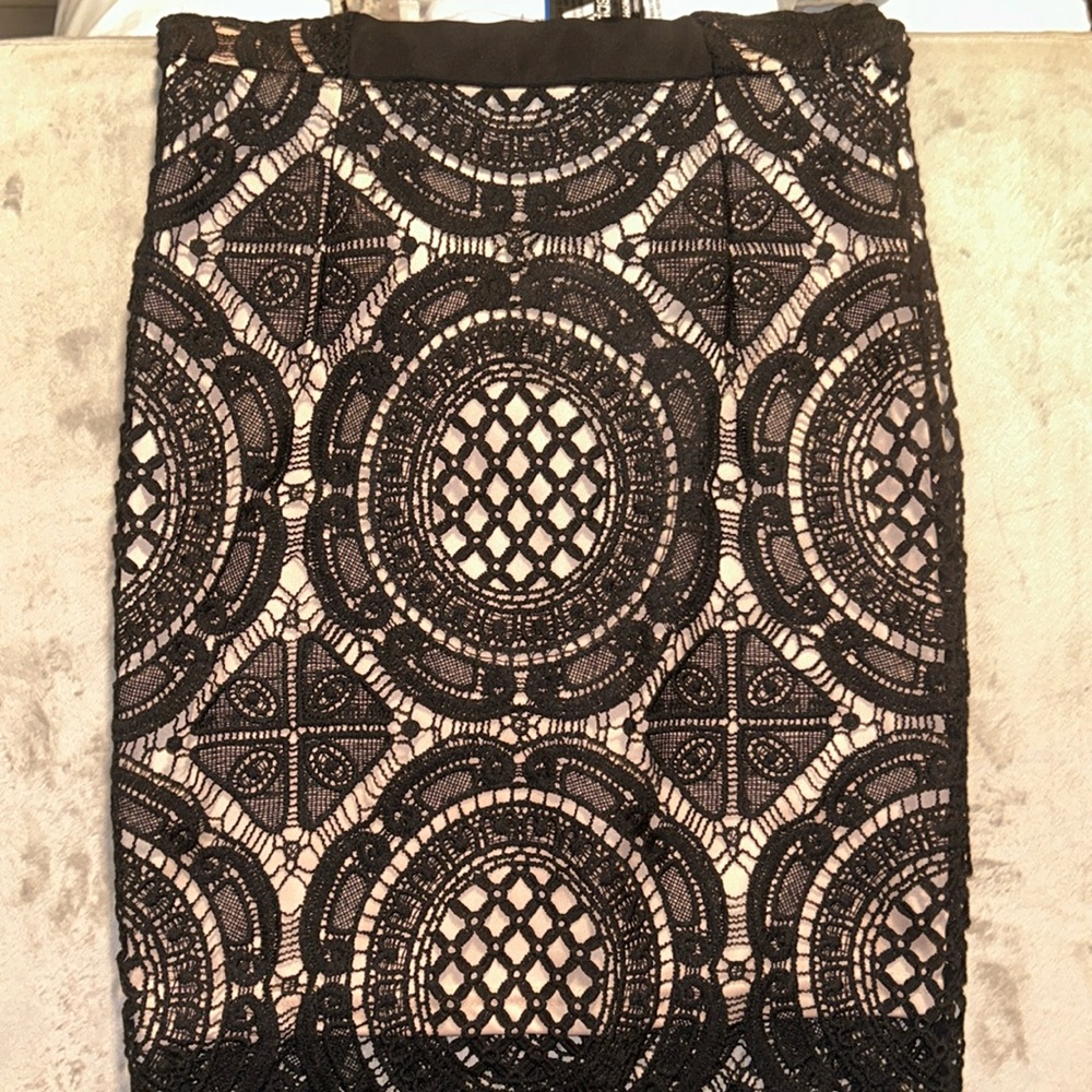 Dress - Picture 2 of 5